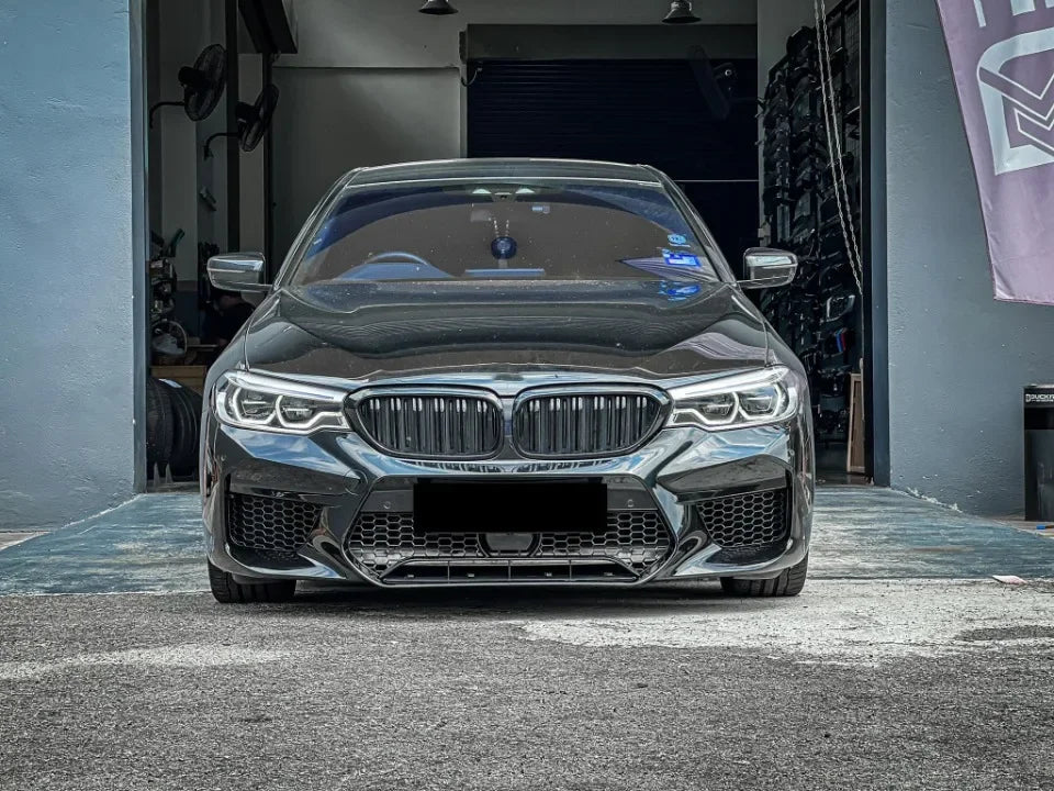 WSTN BMW 5 Series G30/G31 Dual-Slat Front Grille Gloss Black 2021–2023 (Upper Grille)
