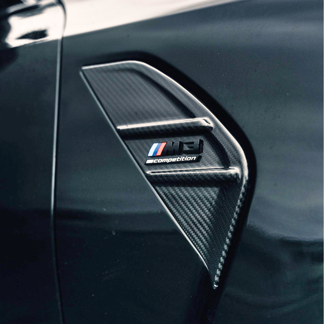 WSTN BMW Fender Trim Vent In Pre-Preg Carbon Fibre M3/M4 (G80/G82/G83)